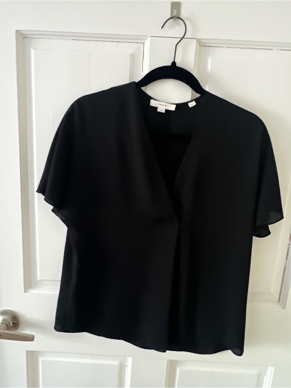 NWOT Vince V-neck Top Size XS